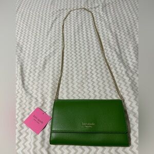 Kate Spade roulette leather wallet on a chain pebble green!